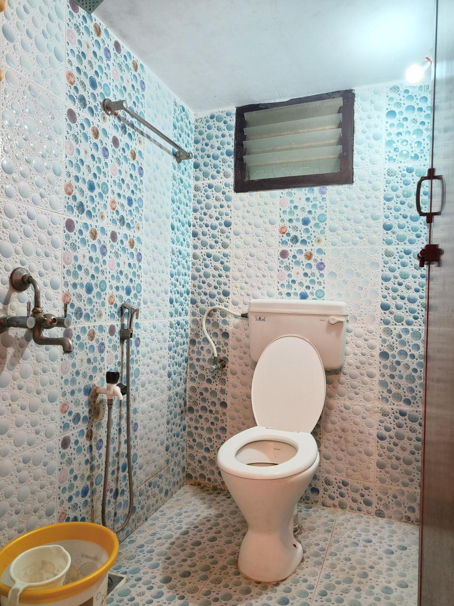 Liya Guest House Tiruvannāmalai Buitenkant foto