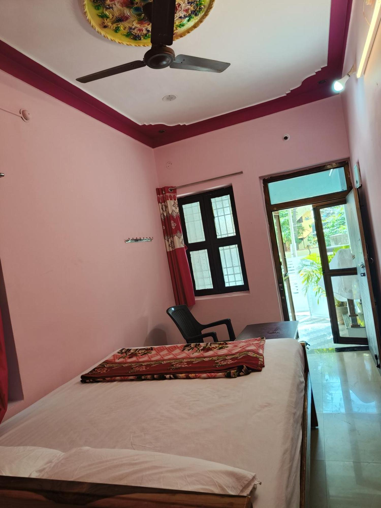 Liya Guest House Tiruvannāmalai Buitenkant foto