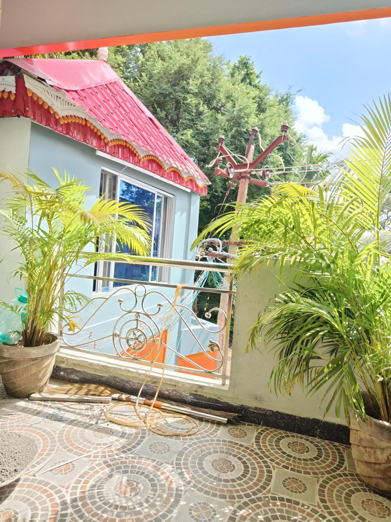 Liya Guest House Tiruvannāmalai Buitenkant foto