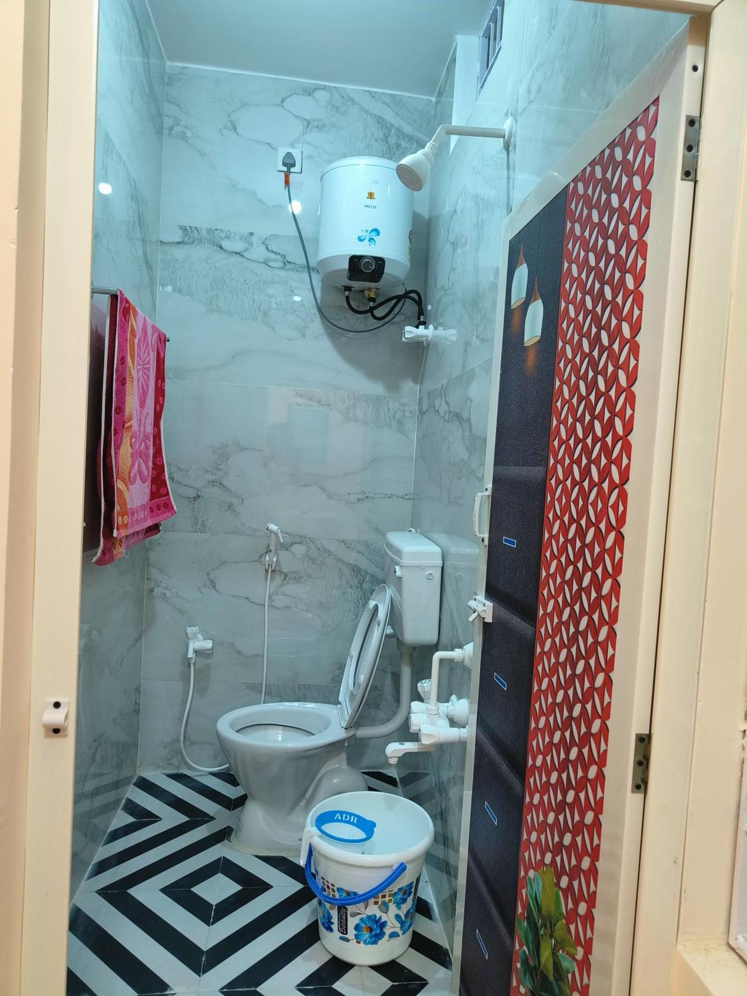 Liya Guest House Tiruvannāmalai Buitenkant foto